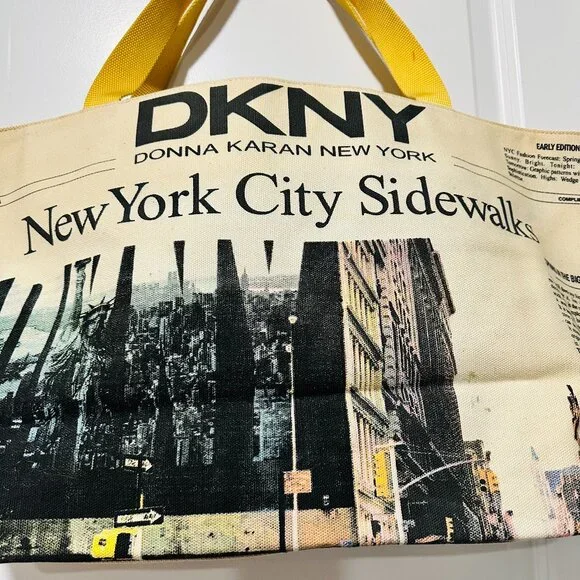 VNT DKNY Donna Karan New York City Sidewalks Landscape Canvas Tote, (NWOT) - Picture 4 of 16